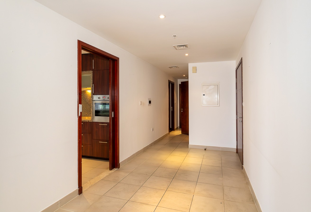 2 bedroom apartment in South Ridge 2, Downtown Dubai: 17