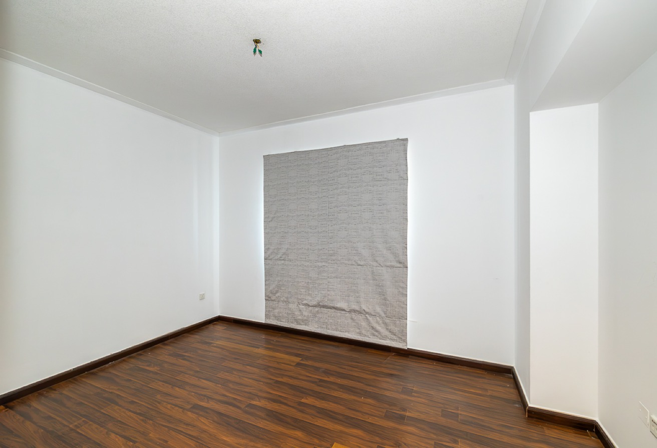 2 bedroom apartment in South Ridge 2, Downtown Dubai: 13