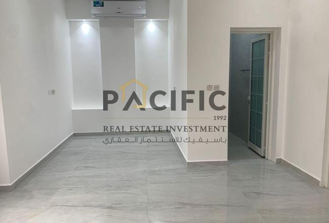 75013033 - Property Image 2