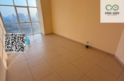 Apartment - 2 Bedrooms - 2 Bathrooms for rent in Al Jurf Industrial 2 - Al Jurf Industrial - Ajman