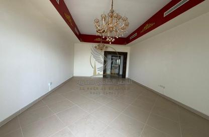 Apartment - 5 Bedrooms - 5 Bathrooms for rent in Al Majaz 1 - Al Majaz - Sharjah Apartment - 5 Bedrooms - 5 Bathrooms for rent in Al Majaz 1 - Al Majaz - Sharjah
