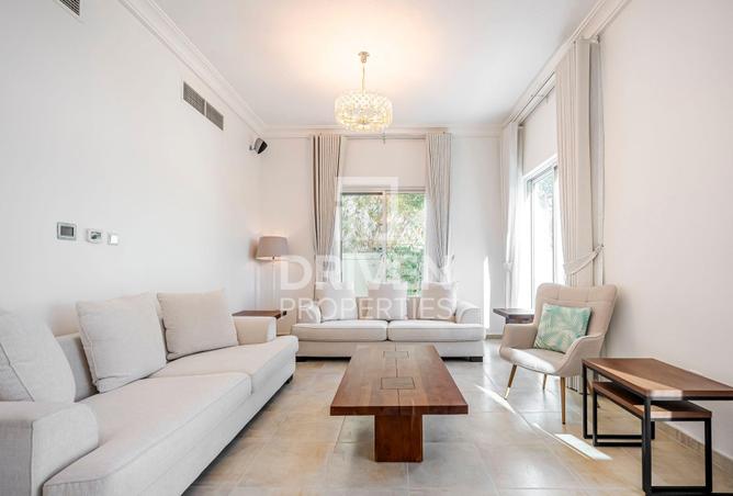 53186523 - Property Image 3