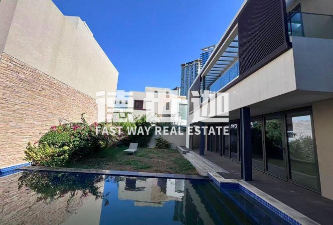 73853109 - Property Image 2