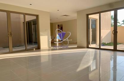 Townhouse - 3 - 5 for rent in Samra Community - Al Raha Gardens - Abu Dhabi