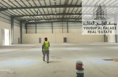 Warehouse - Studio - 3 Bathrooms for rent in Umm Dir - Umm Al Quwain