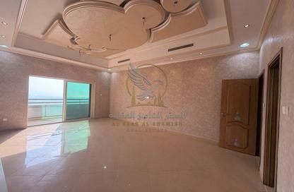 Duplex - 4 Bedrooms - 6 Bathrooms for rent in Al Majaz 1 - Al Majaz - Sharjah