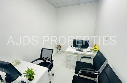 Office Space - Studio - 1 Bathroom for rent in Reem Residency - Al Karama - Dubai