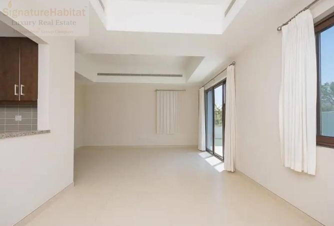 71084233 - صورة العقار 2