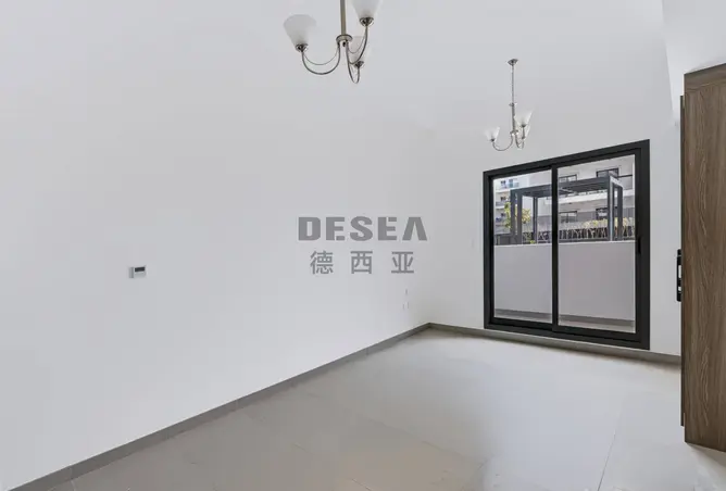 151371040 - Property Image 2