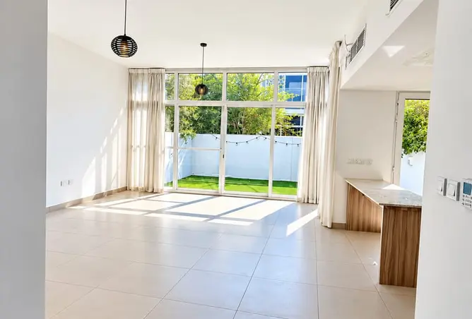 165606965 - Property Image 2