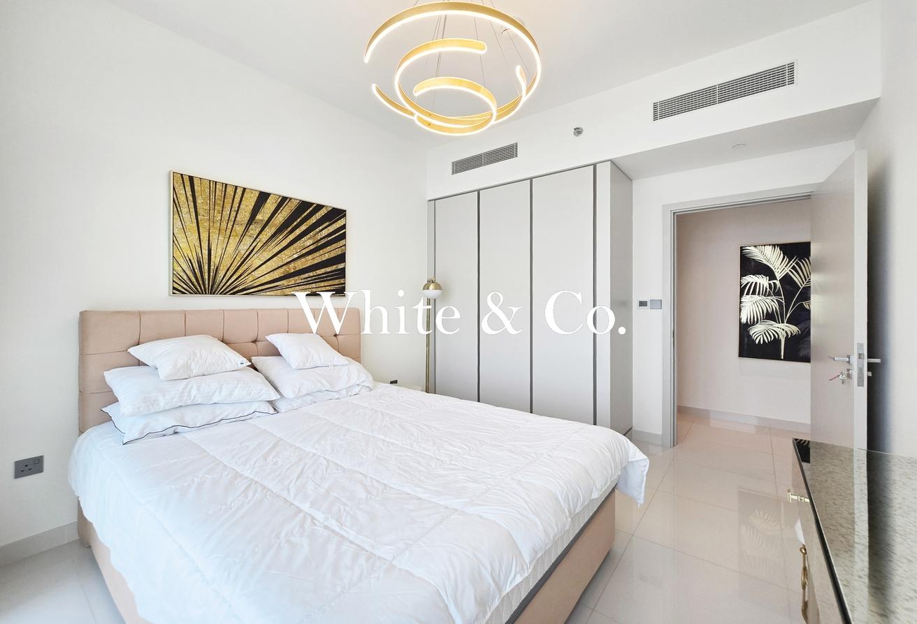 Corner Unit | Furnished | Marina Views photo 9