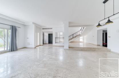 Villa - 4 - 4 for rent in Umm Suqeim 1 Villas - Umm Suqeim 1 - Umm Suqeim - Dubai