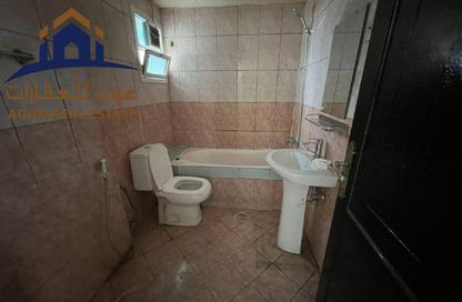 Apartment - 1 Bedroom - 2 Bathrooms for rent in Al Qulaya'ah - Al Sharq - Sharjah Apartment - 1 Bedroom - 2 Bathrooms for rent in Al Qulaya'ah - Al Sharq - Sharjah