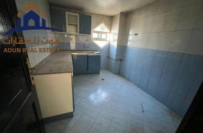 Apartment - 1 Bedroom - 2 Bathrooms for rent in Al Qulaya'ah - Al Sharq - Sharjah