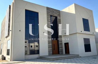 Villa - 4 - 6 for rent in Dubai Silicon Oasis - Dubai