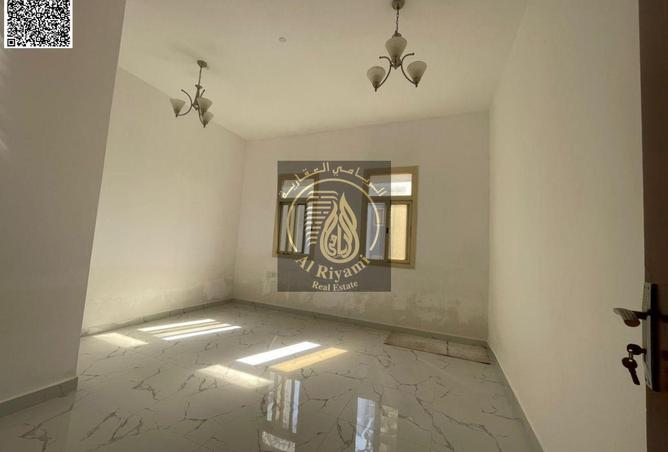 54402501 - Property Image 2