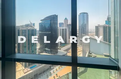 Office Space - Studio for rent in The Regal Tower - Business Bay - Dubai