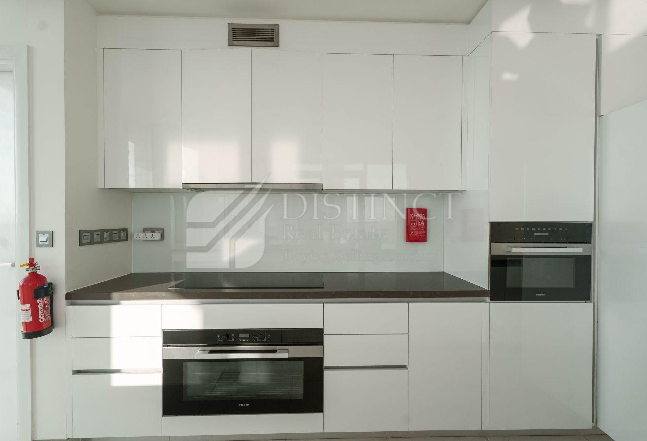 Furnished, Iconic Burj Khalifa and Lagoons View photo 11