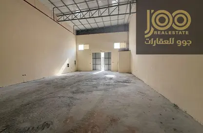 Warehouse - Studio - 1 Bathroom for rent in Umm Al Thuoob - Umm Al Quwain