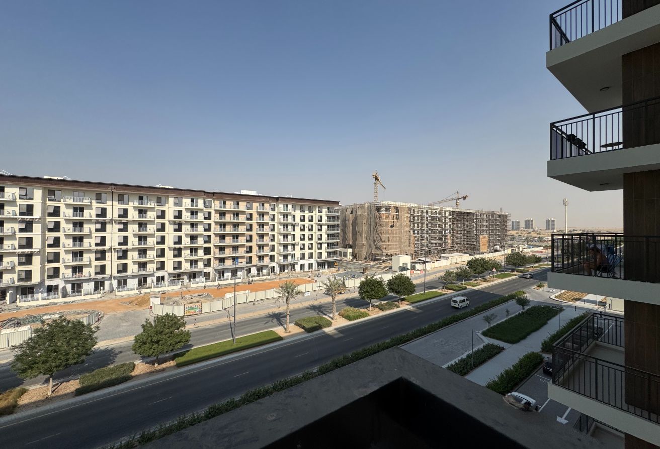 1 bedroom apartment in The Regent, Town Square: 9