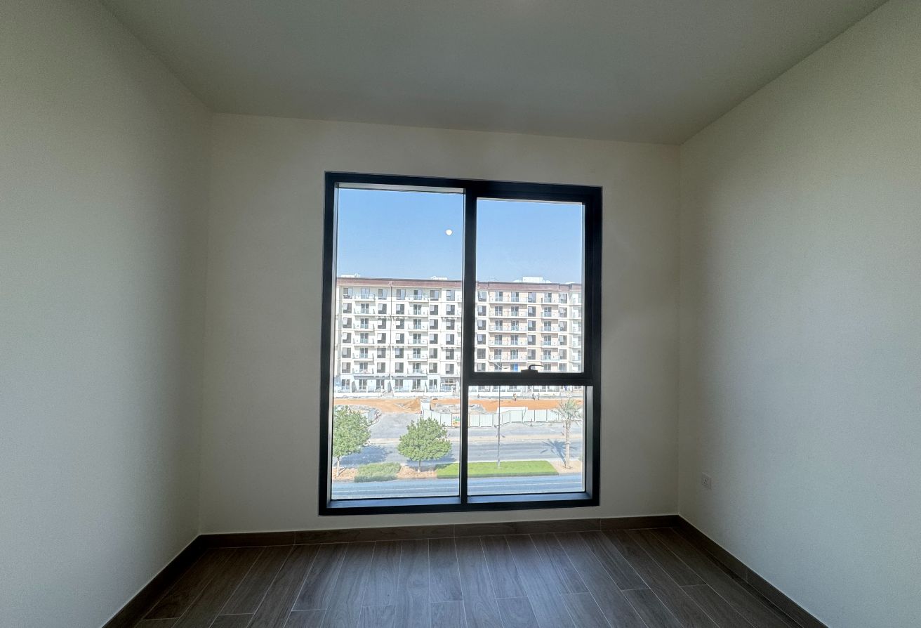 1 bedroom apartment in The Regent, Town Square: 15