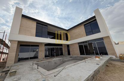 Villa - 5 Bedrooms - 7+ Bathrooms for rent in Al Aweer 1 - Al Aweer - Dubai