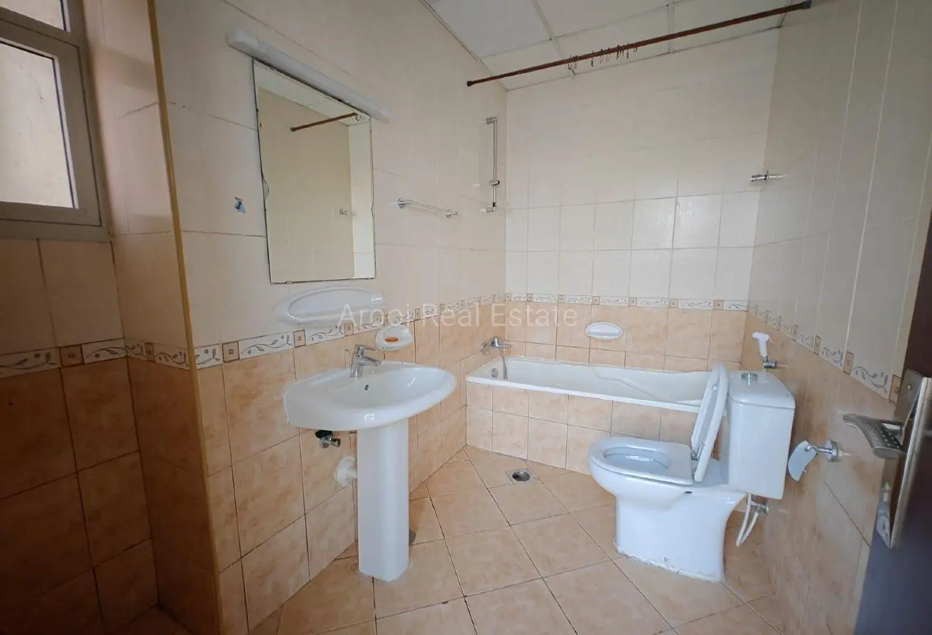 166569305 - Property Main Image