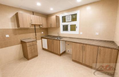 Apartment - 1 Bedroom - 2 Bathrooms for rent in Muwaileh 29 Building - Muwaileh - Sharjah