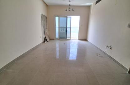 Apartment - 2 - 2 for rent in Fire Station Road - Muwaileh - Sharjah