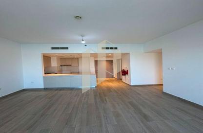 Apartment - 2 Bedrooms - 2 Bathrooms for sale in Waters Edge - Yas Island - Abu Dhabi