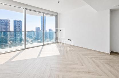 Apartment - 1 Bedroom - 1 Bathroom for sale in Peninsula Three - Peninsula - Business Bay - Dubai