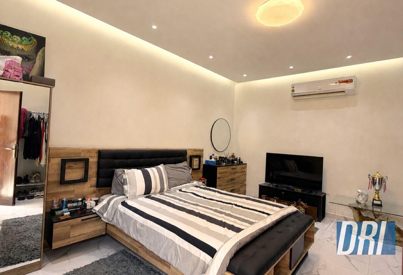 4BR + Guest House | Large Villa | Luxury Furnished photo 9