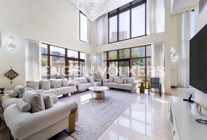 74252192 - Property Image 2