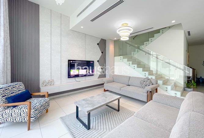 145503812 - Property Image 2