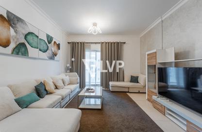 Apartment - 1 - 1 for rent in Mayfair Residency - Business Bay - Dubai