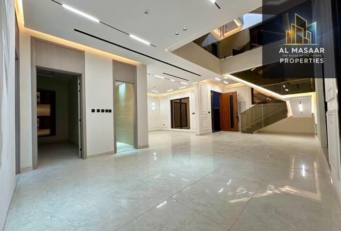132037485 - Property Image 2