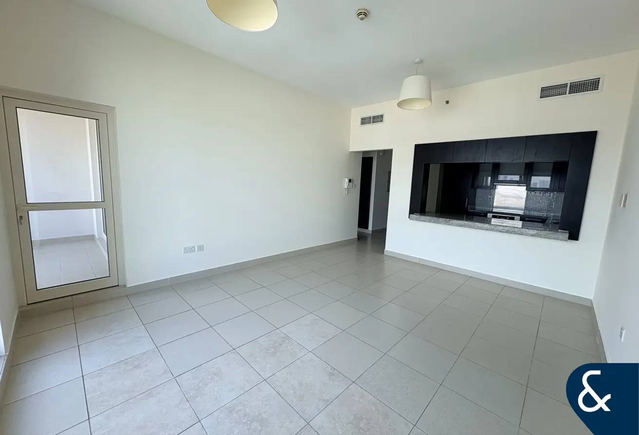 156894344 - Property Main Image
