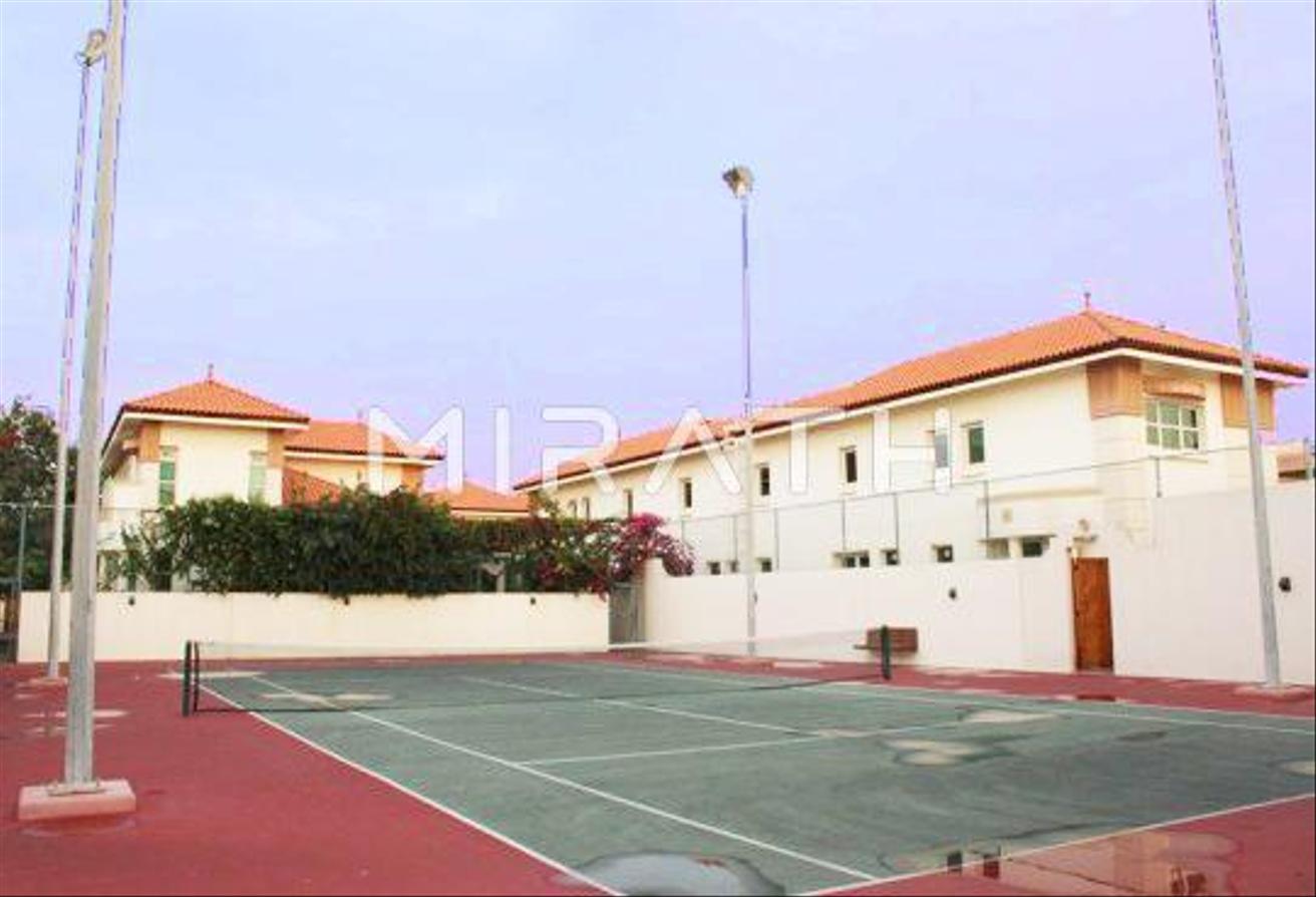 FULLY RENOVATED COMP VILLA | SHARED AMENTIES photo 15