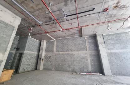 Retail - Studio - 3 Bathrooms for rent in Marasi Business Bay - Business Bay - Dubai