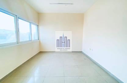Apartment - 1 Bedroom - 2 Bathrooms for rent in Muwailih Building - Muwaileh - Sharjah