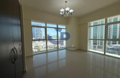 Apartment - 2 Bedrooms - 3 Bathrooms for rent in Tala Tower - Marina Square - Al Reem Island - Abu Dhabi