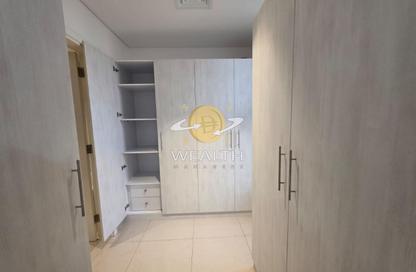 Townhouse - 2 Bedrooms - 4 Bathrooms for rent in Nasma Residence - Al Tai - Sharjah