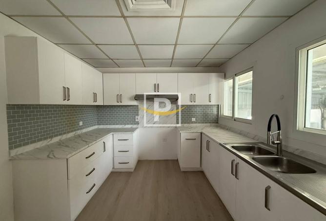129753700 - Property Image 2