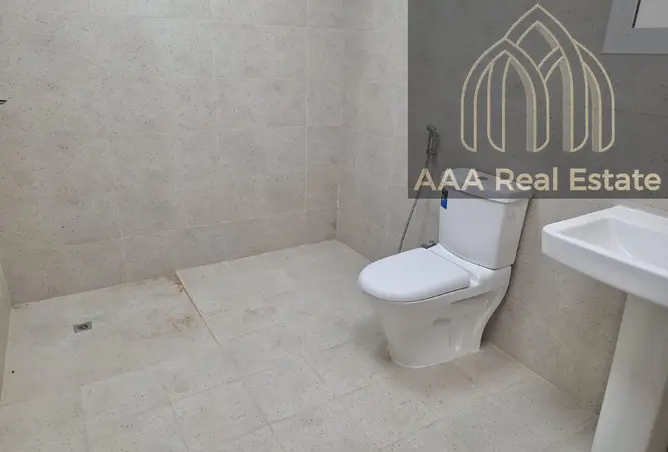 165032989 - Property Image 3