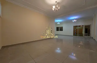 Apartment - 3 Bedrooms - 4 Bathrooms for rent in Street 64 - Al Nahda - Sharjah