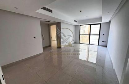 Apartment - 1 - 2 for rent in New Al Taawun Road - Al Taawun - Sharjah