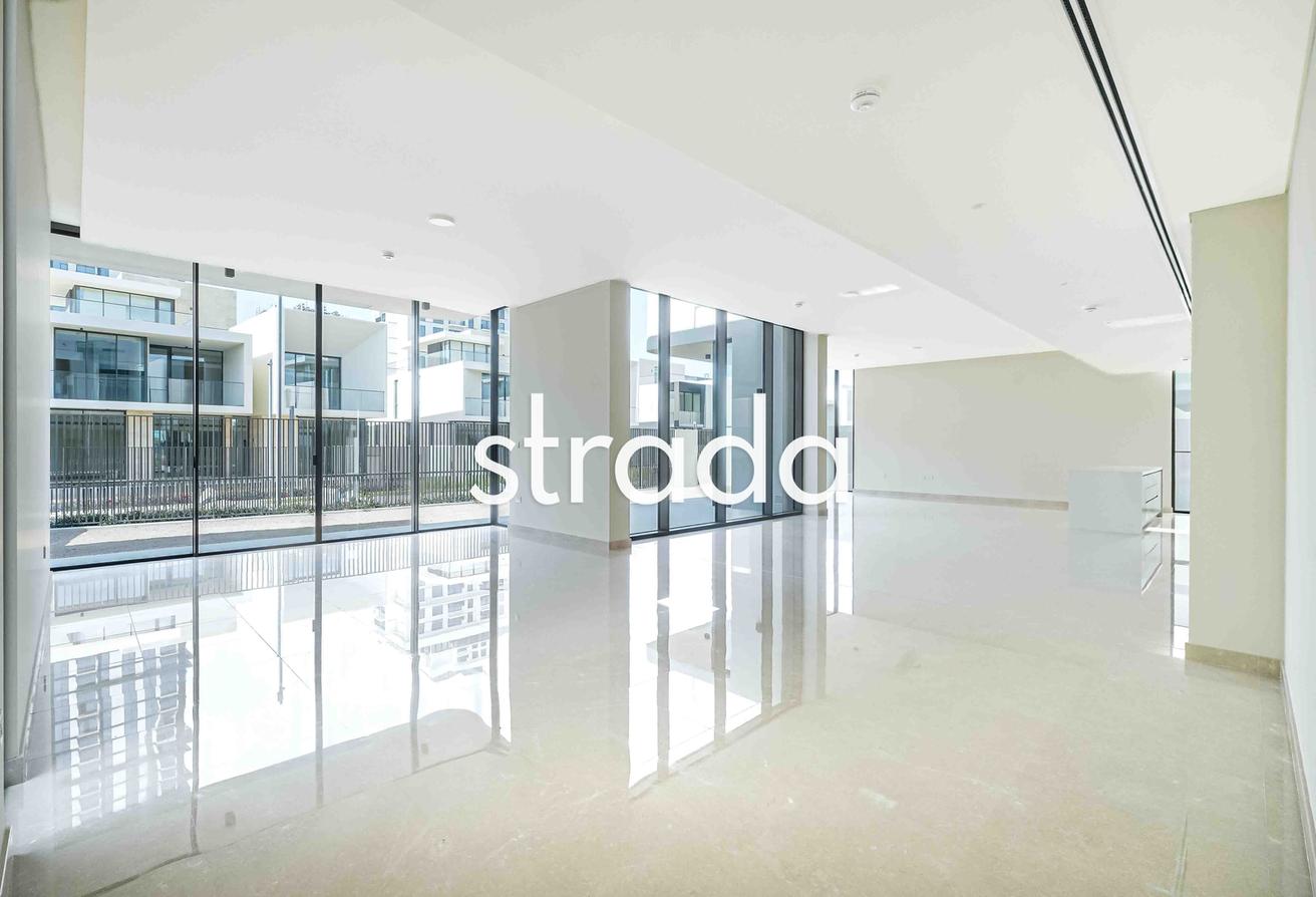 Brand New | Spacious | Prime Location photo 2