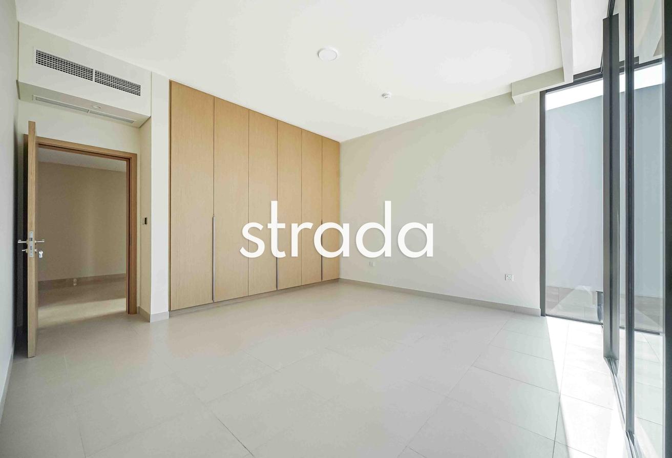Brand New | Spacious | Prime Location photo 16