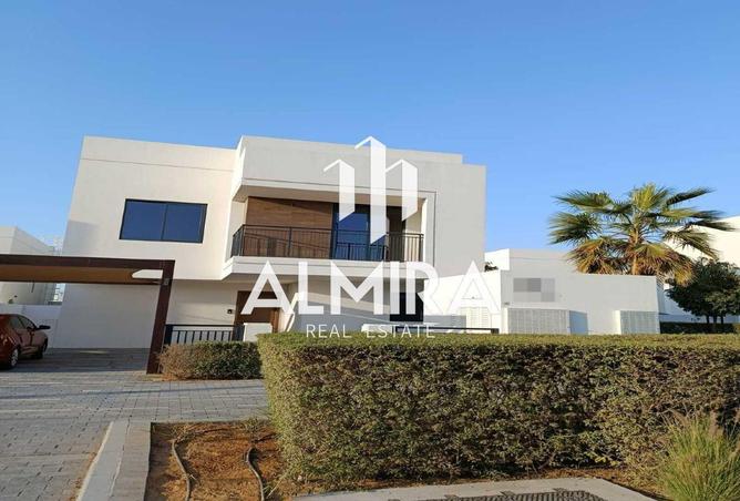 73864667 - Property Main Image