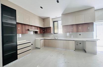 Villa - 4 - 5 for sale in Al Helio 1 - Al Helio - Ajman